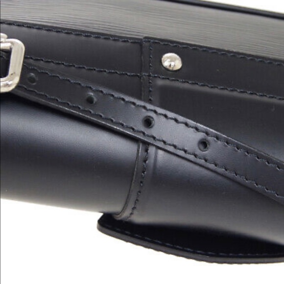 LOUIS VUITTON POCHETTE MONTAIGNE HAND BAG M59292 - Picture 5 of 7